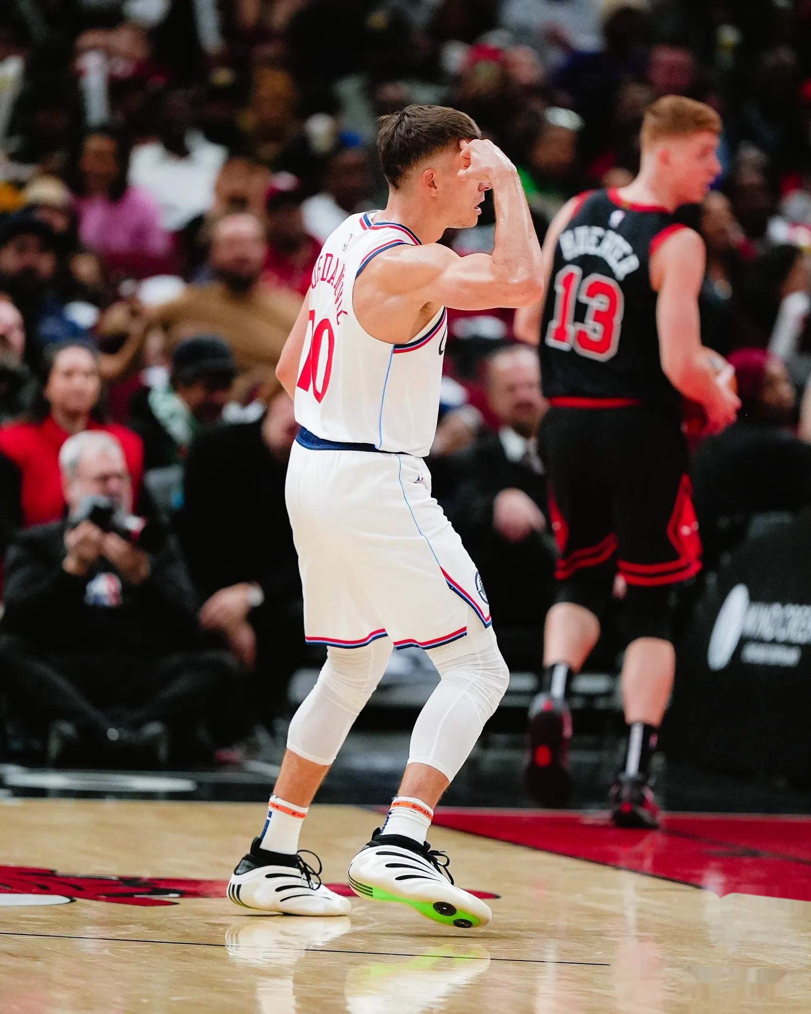 关于“本周最爆炸!快船逆转雷霆燃爆全场”的信息 关于“本周最爆炸!快船逆转雷霆燃爆全场”的信息