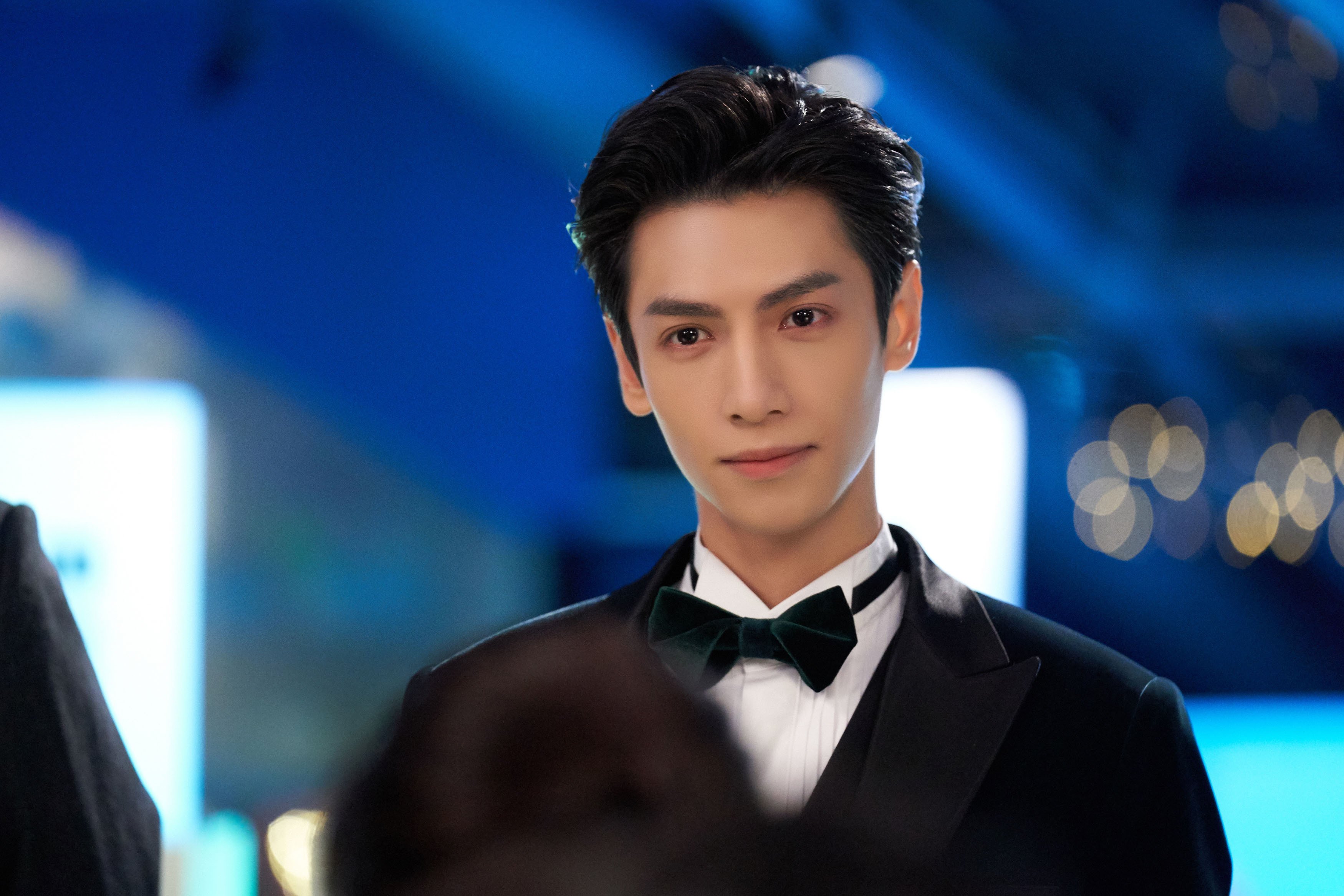 开云官网APP下载-从看台到街头，欧冠成为城市狂欢的焦点，欧冠经典比赛