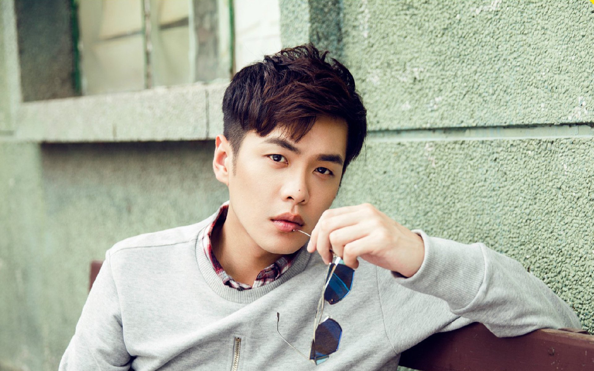 兰斯主场战平马赛，双方握手言和，兰斯对马赛直播