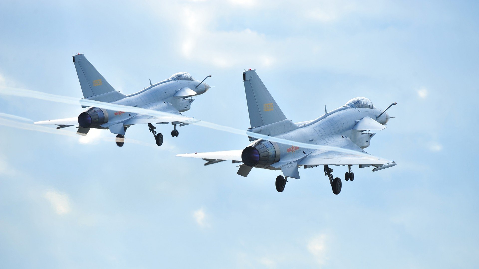 逆境中的英雄:被低估球员的逆袭之路,哪些在逆境中成长的英雄